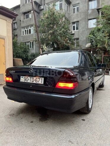Mercedes C 200 1999, 325,000 km - 2.0 l - Bakı