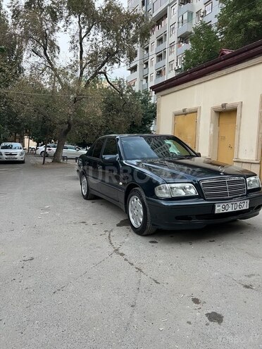 Mercedes C 200 1999, 325,000 km - 2.0 l - Bakı