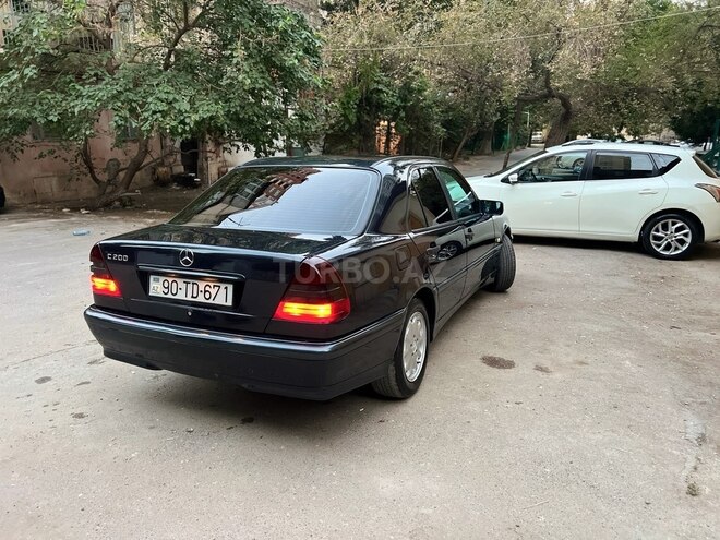 Mercedes C 200 1999, 325,000 km - 2.0 l - Bakı