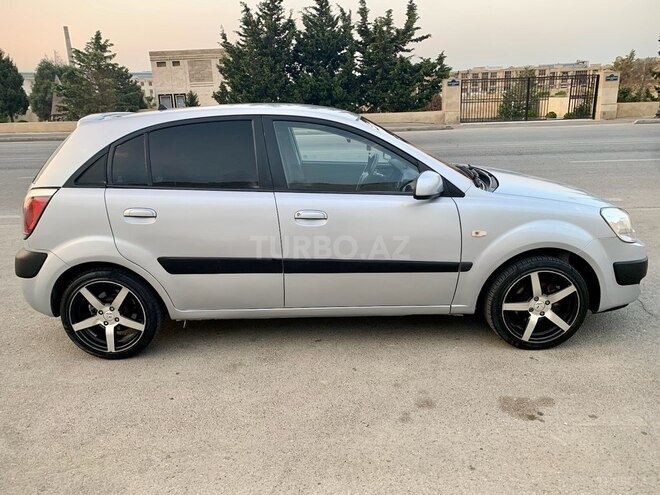 Kia Rio 2006, 460,000 km - 1.5 l - Bakı