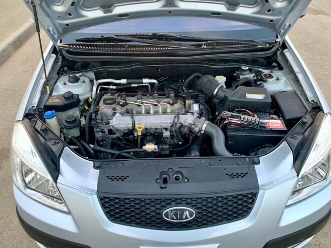 Kia Rio 2006, 460,000 km - 1.5 l - Bakı