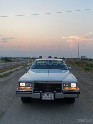 Cadillac  1989, 118,000 km - 4.1 l - Gəncə