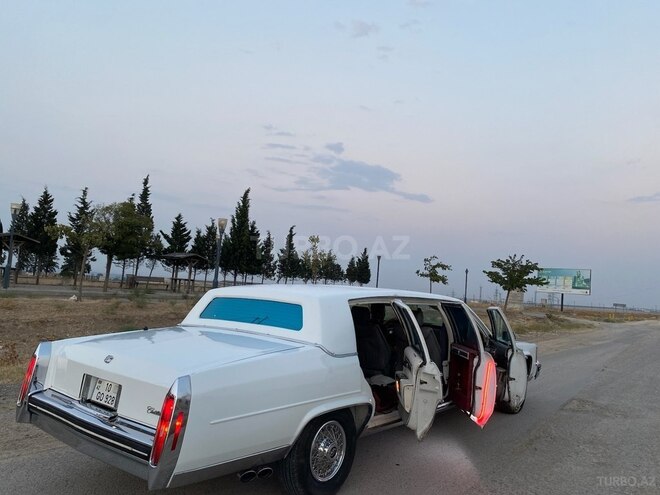 Cadillac  1989, 118,000 km - 4.1 l - Gəncə