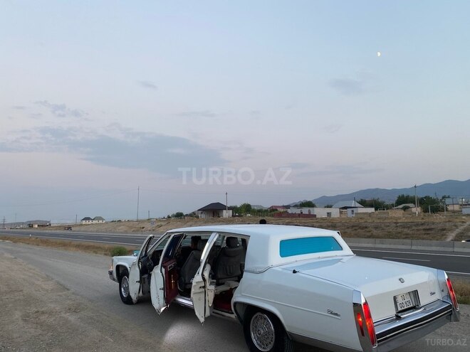 Cadillac  1989, 118,000 km - 4.1 l - Gəncə