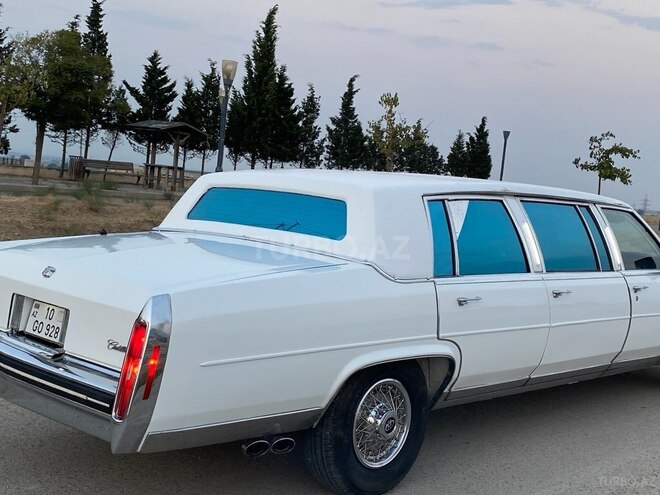 Cadillac  1989, 118,000 km - 4.1 l - Gəncə