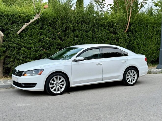 Volkswagen Passat (North America) 2012, 177,584 km - 2.5 л - Bakı