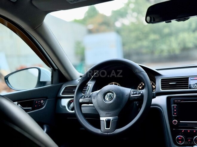 Volkswagen Passat (North America) 2012, 177,584 km - 2.5 л - Bakı