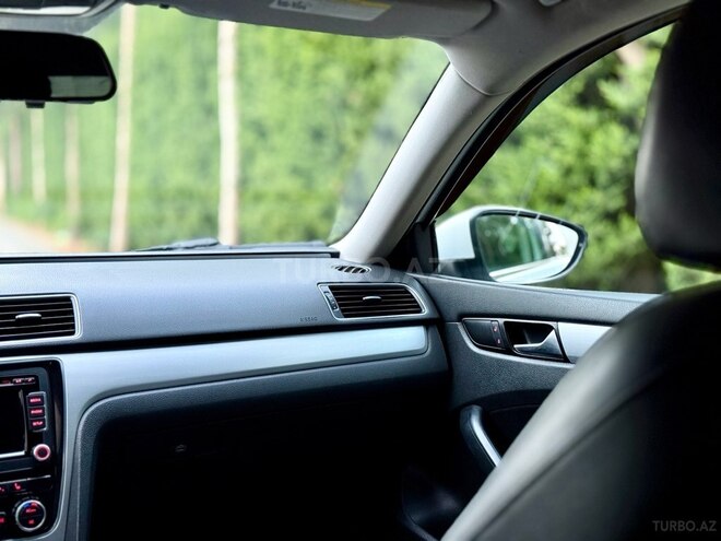 Volkswagen Passat (North America) 2012, 177,584 km - 2.5 л - Bakı