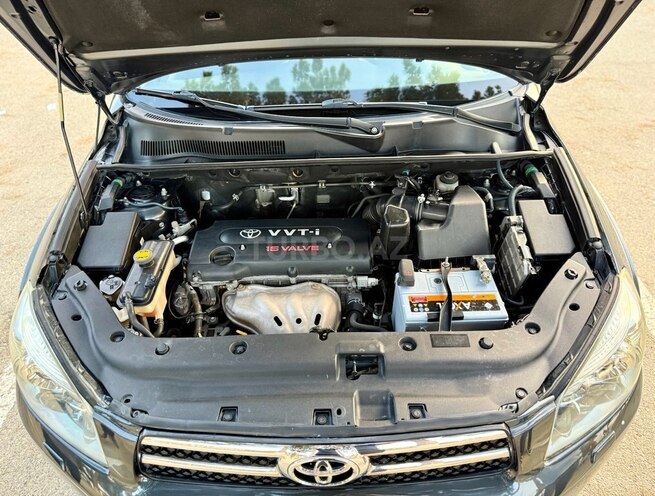 Toyota RAV4 2009, 300,100 km - 2.4 л - Bakı
