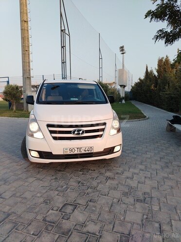Hyundai H-1 2014, 296,135 km - 2.5 l - Bakı