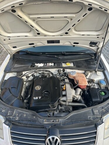 Volkswagen Passat 2004, 349,228 km - 1.8 l - Bakı