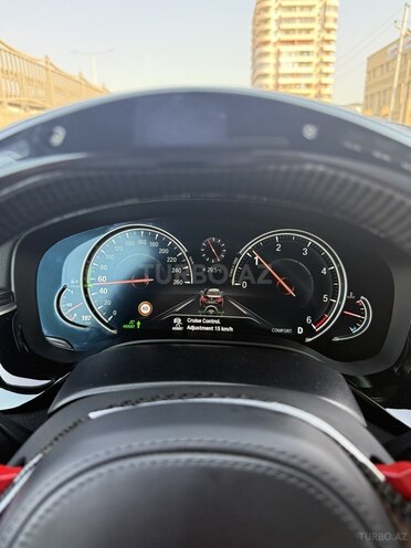 BMW 520 2017, 173,000 km - 2.0 l - Bakı