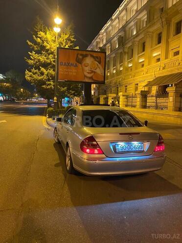 Mercedes E 240 2005, 294,020 km - 2.6 l - Qax