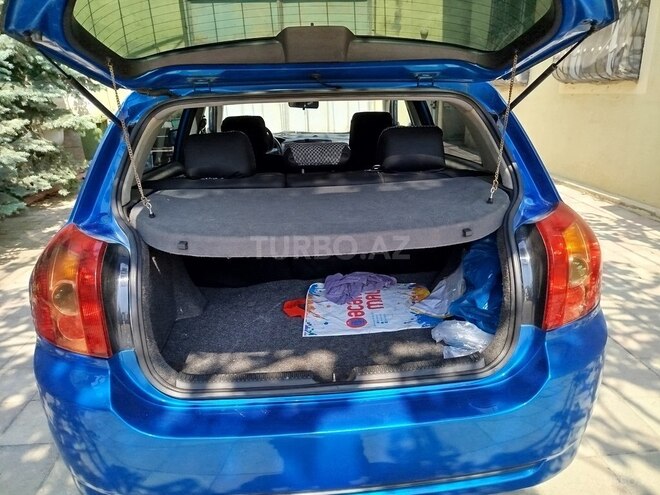 Toyota Corolla 2006, 306,000 km - 1.4 l - Bakı