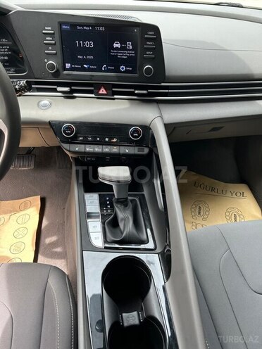 Hyundai Elantra 2022, 53,000 km - 1.6 l - Bakı