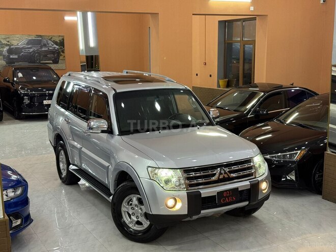 Mitsubishi Pajero 2008, 241,388 km - 3.0 л - Xırdalan
