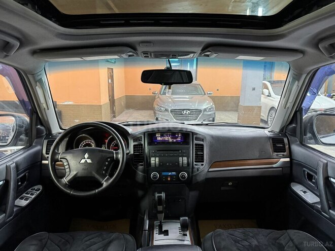 Mitsubishi Pajero 2008, 241,388 km - 3.0 л - Xırdalan