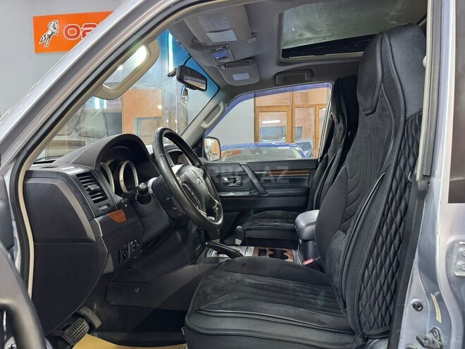 Mitsubishi Pajero 2008, 241,388 km - 3.0 л - Xırdalan