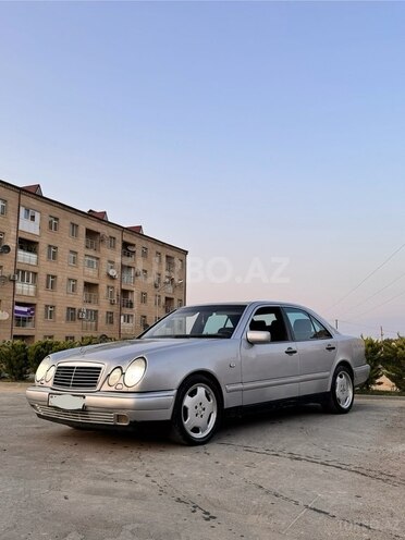 Mercedes E 240 1998, 350,000 km - 2.4 l - Bakı