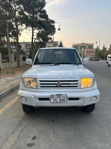 Mitsubishi Pajero io 2000, 195,000 km - 2.0 l - Bakı