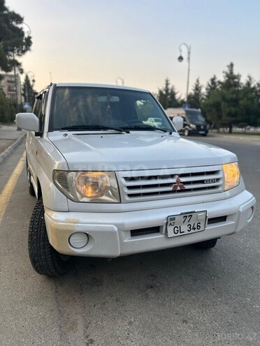 Mitsubishi Pajero io 2000, 195,000 km - 2.0 l - Bakı