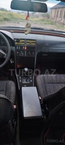 Mercedes C 180 1994, 596,890 km - 1.8 l - Tovuz