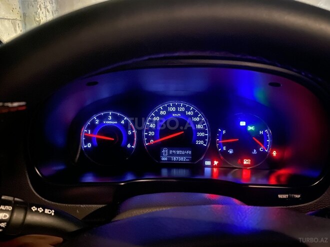 Hyundai Santa Fe 2009, 185,000 km - 2.0 l - Bakı