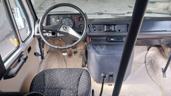 Mercedes 208 D 1994, 650,000 km - 2.3 l - Tərtər