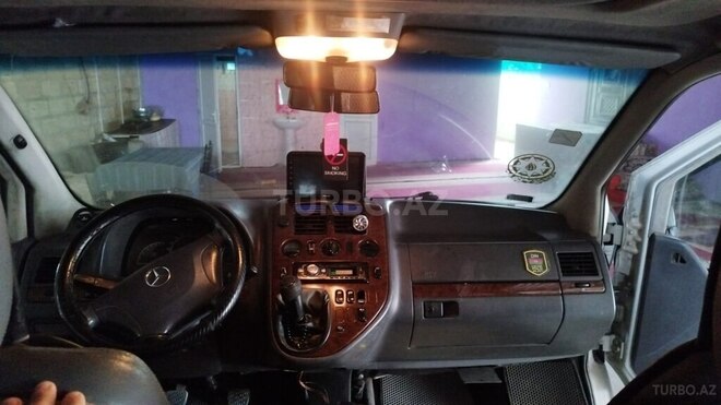 Mercedes Vito 2001, 380,000 km - 2.2 l - Quba