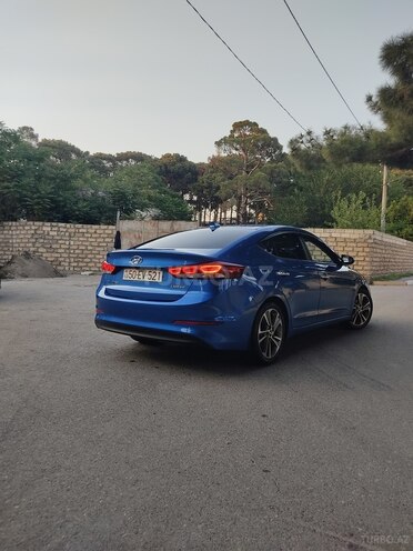 Hyundai Elantra 2017, 107,045 km - 2.0 l - Bakı