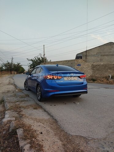 Hyundai Elantra 2017, 107,045 km - 2.0 l - Bakı