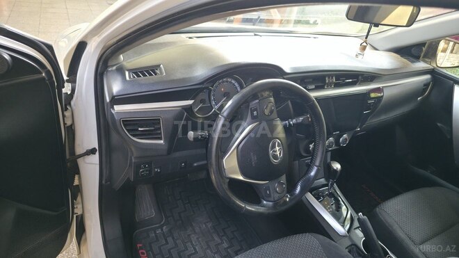 Toyota Corolla 2014, 157,000 km - 1.6 l - Naxçıvan