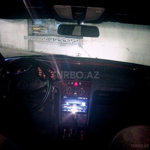 Mercedes E 200 1998, 243,374 km - 2.0 l - Goranboy