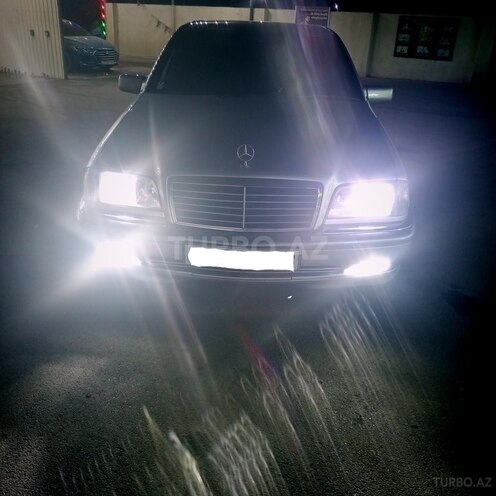 Mercedes E 200 1998, 243,374 km - 2.0 l - Goranboy