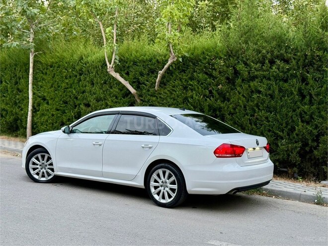 Volkswagen Passat 2012, 177,841 km - 2.5 l - Bakı