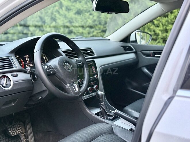 Volkswagen Passat 2012, 177,841 km - 2.5 l - Bakı