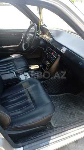 Mercedes E 220 1994, 265,500 km - 2.2 л - Bakı