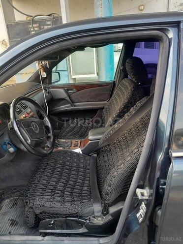 Mercedes C 220 1998, 957,121 km - 2.2 l - Masallı