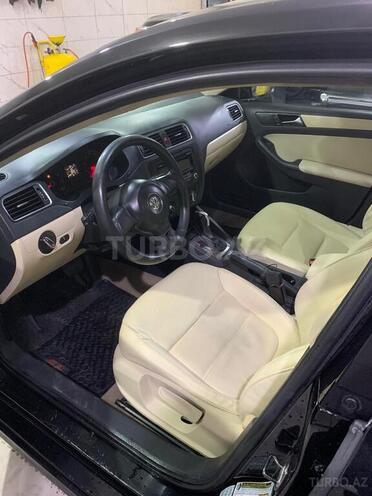 Volkswagen Jetta 2011, 17,000 km - 2.5 l - Bakı