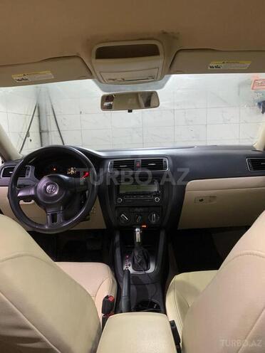 Volkswagen Jetta 2011, 17,000 km - 2.5 l - Bakı