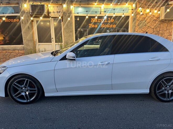 Mercedes E 200 2015, 290,000 km - 2.0 л - Bakı