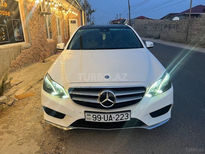 Mercedes E 200 2015, 290,000 km - 2.0 л - Bakı