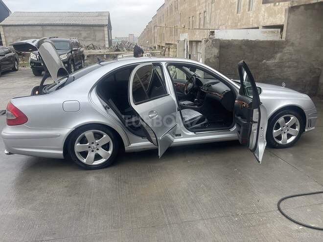 Mercedes E 240 2002, 502,000 km - 2.6 l - Bakı
