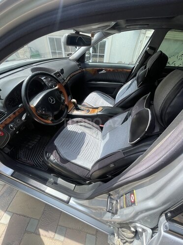 Mercedes E 240 2002, 502,000 km - 2.6 l - Bakı