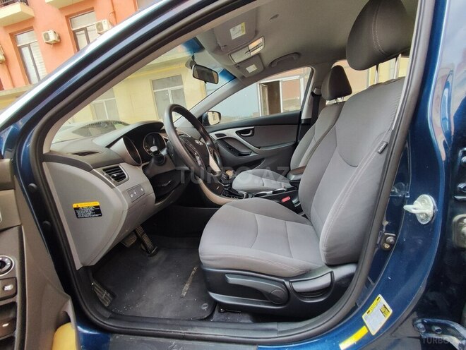 Hyundai Elantra 2015, 129,713 km - 1.8 l - Bakı
