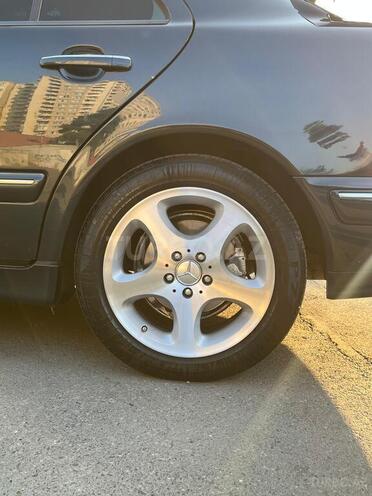 Mercedes E 270 2000, 450,000 km - 2.7 l - Bakı
