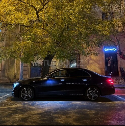 Mercedes E 300 4MATIC 2019, 67,000 km - 2.0 л - Bakı