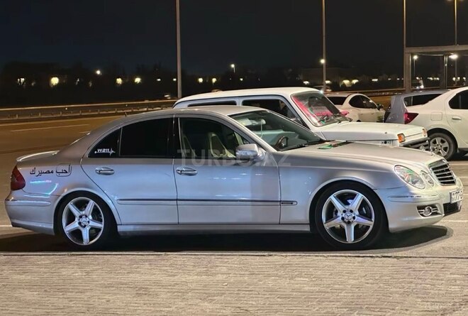Mercedes E 270 2002, 410,000 km - 2.7 l - Bakı