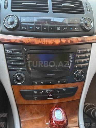 Mercedes E 270 2002, 410,000 km - 2.7 l - Bakı