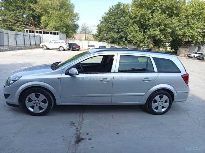 Opel Astra 2008, 315,000 km - 1.3 l - Göyçay
